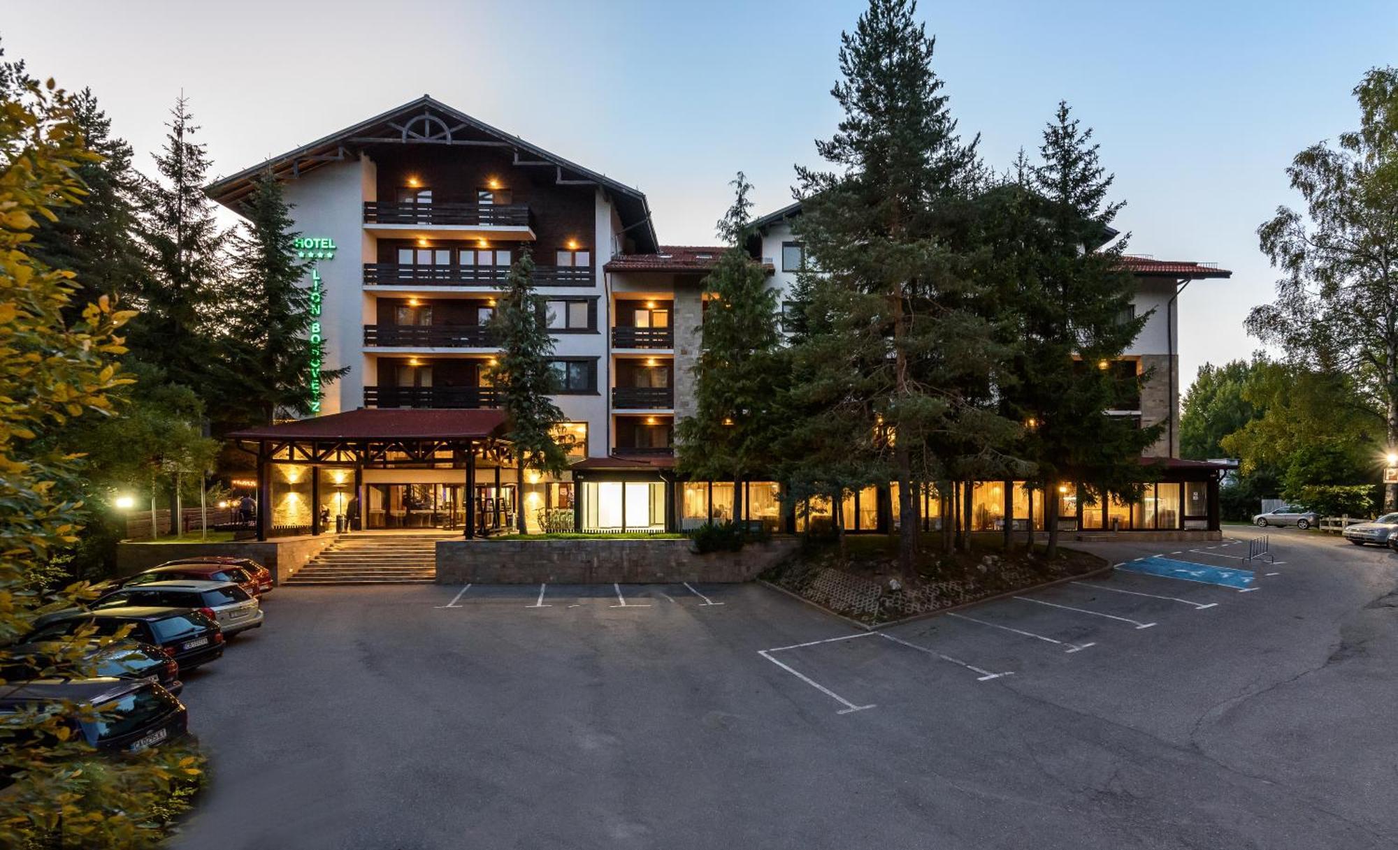 Lion Hotel Borovets Buitenkant foto
