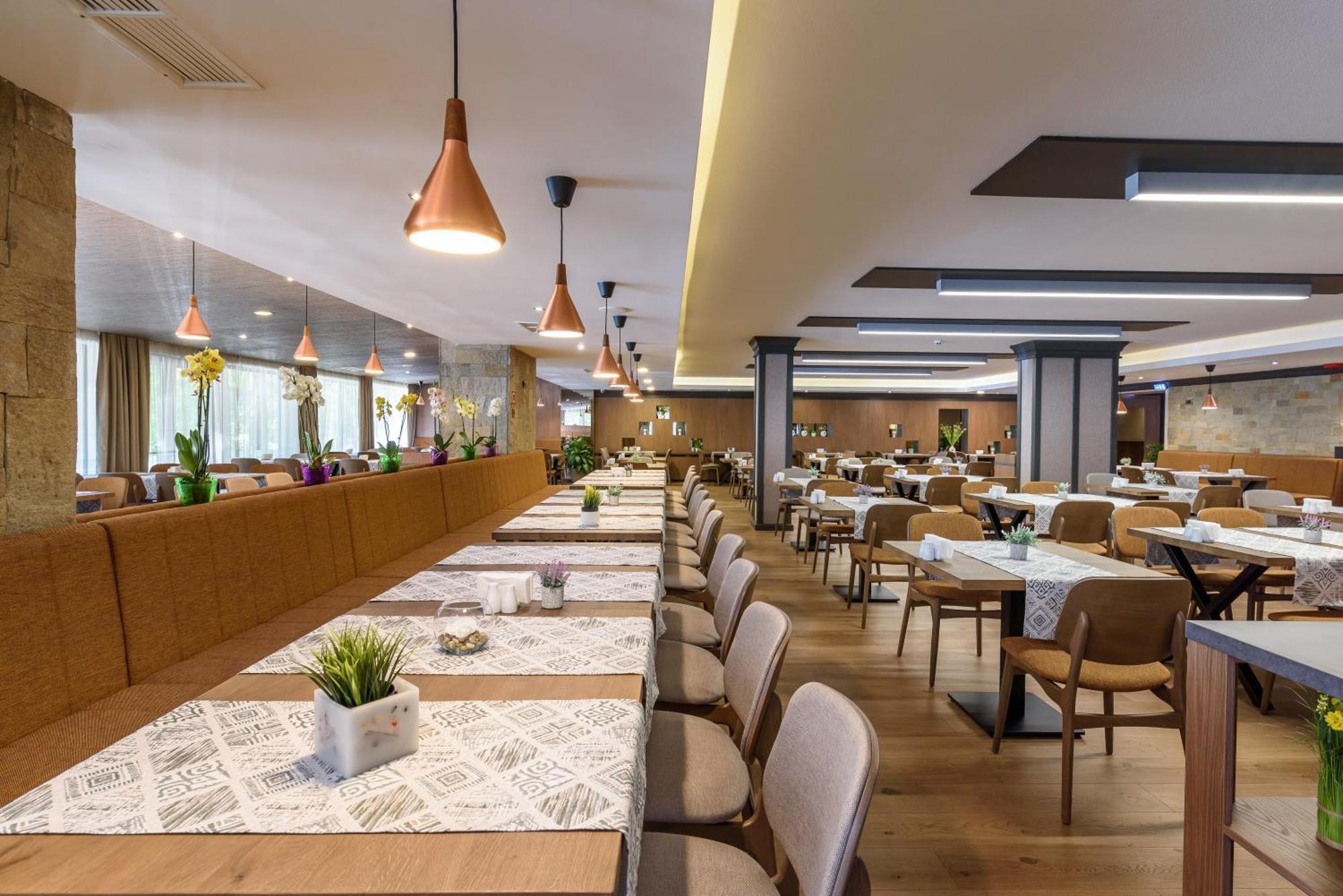 Lion Hotel Borovets Buitenkant foto