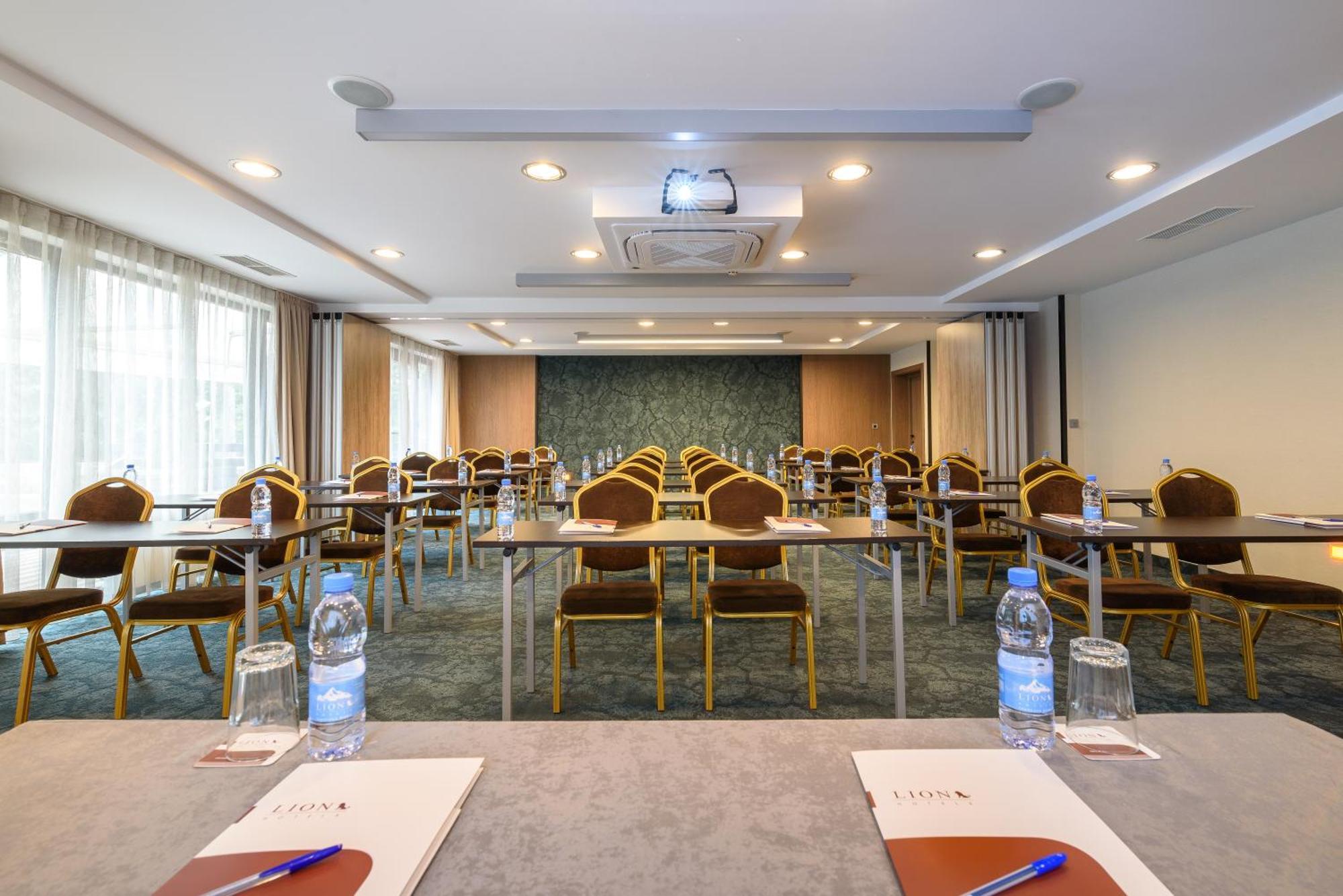 Lion Hotel Borovets Buitenkant foto